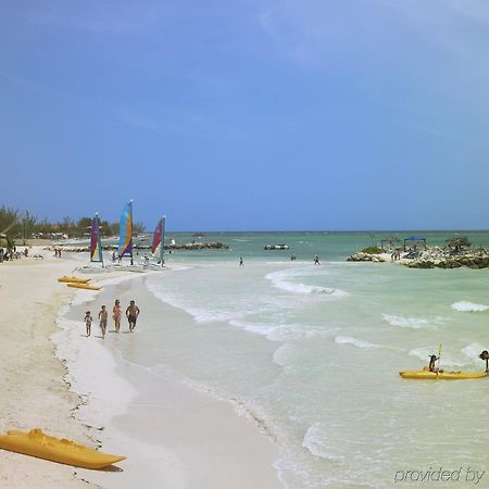 Breezes Trelawny Hotel Trewlany Beach Facilities photo