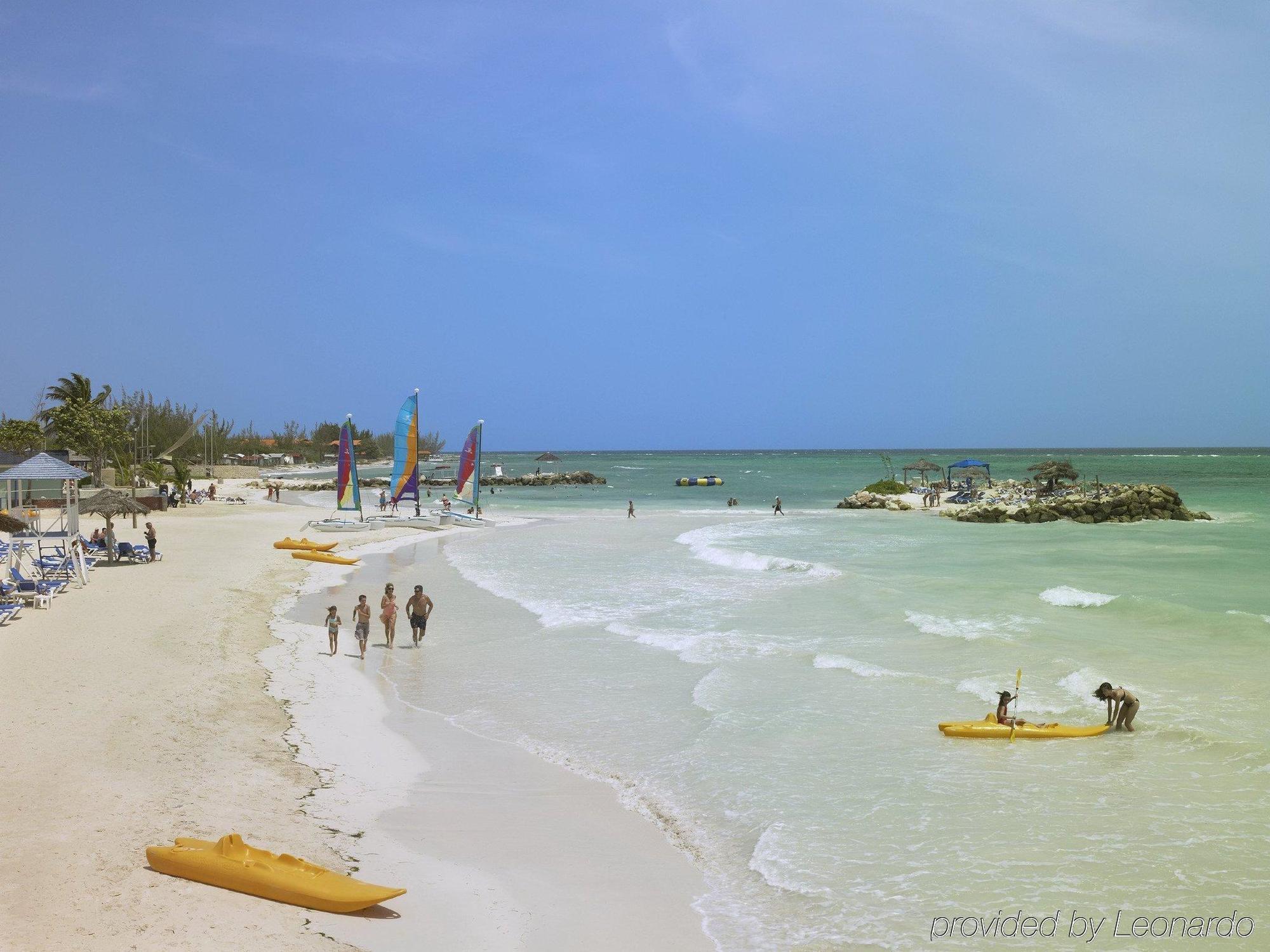 Breezes Trelawny Hotel Trewlany Beach Facilities photo